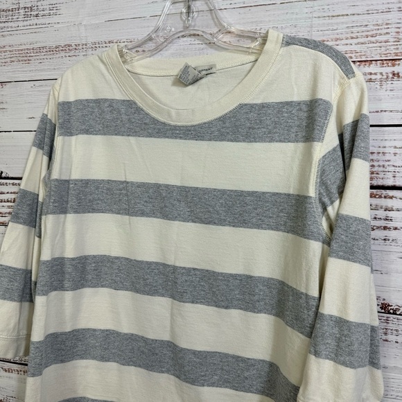 Basic Equipment scoop neck‎ striped half sleeve popover casual blouse - Picture 2 of 6